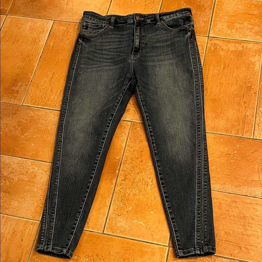 Dark Wash Kancan High-Rise Women’s Jeans - Classic Slim Fit